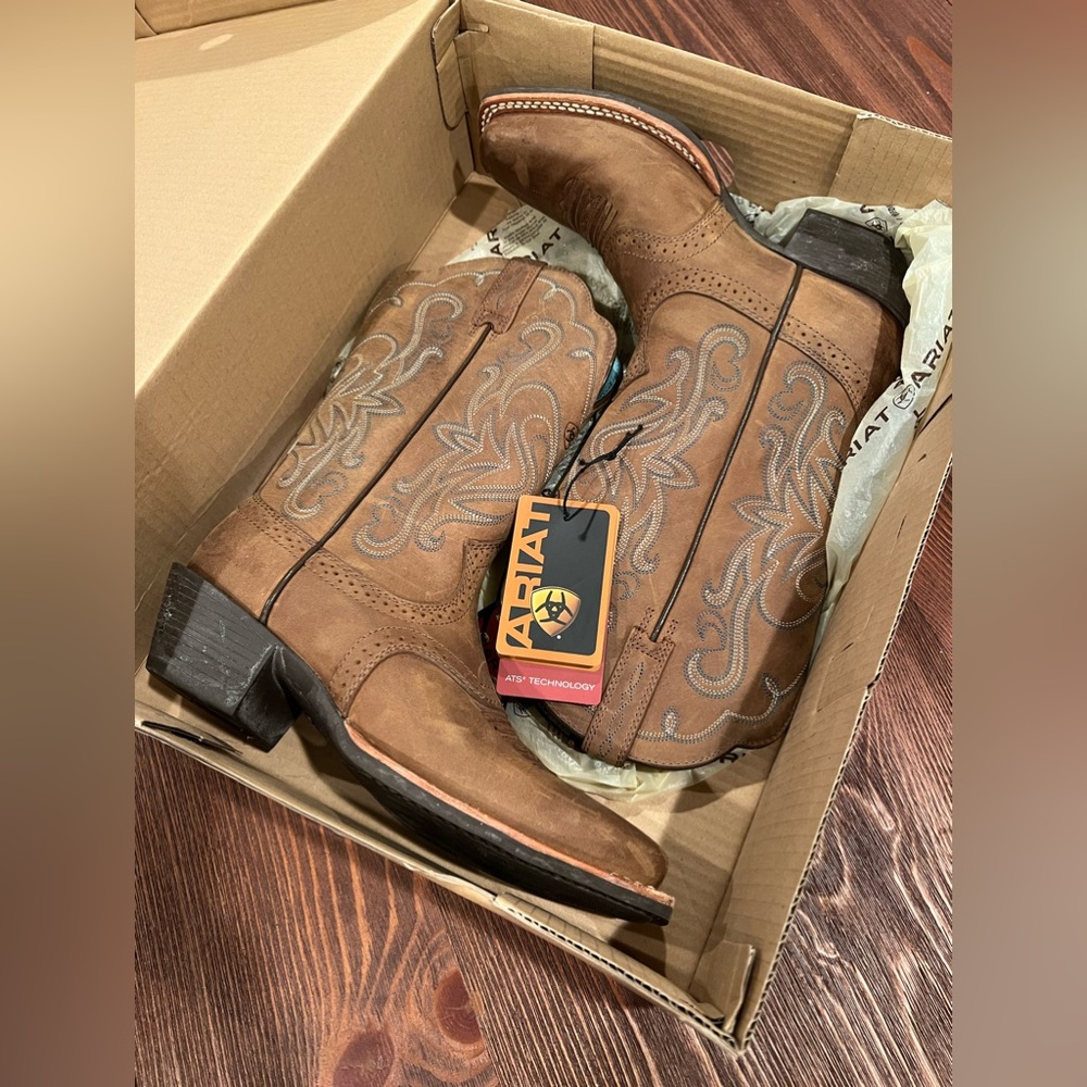 Ariat Cowboy Boots, authentic leather